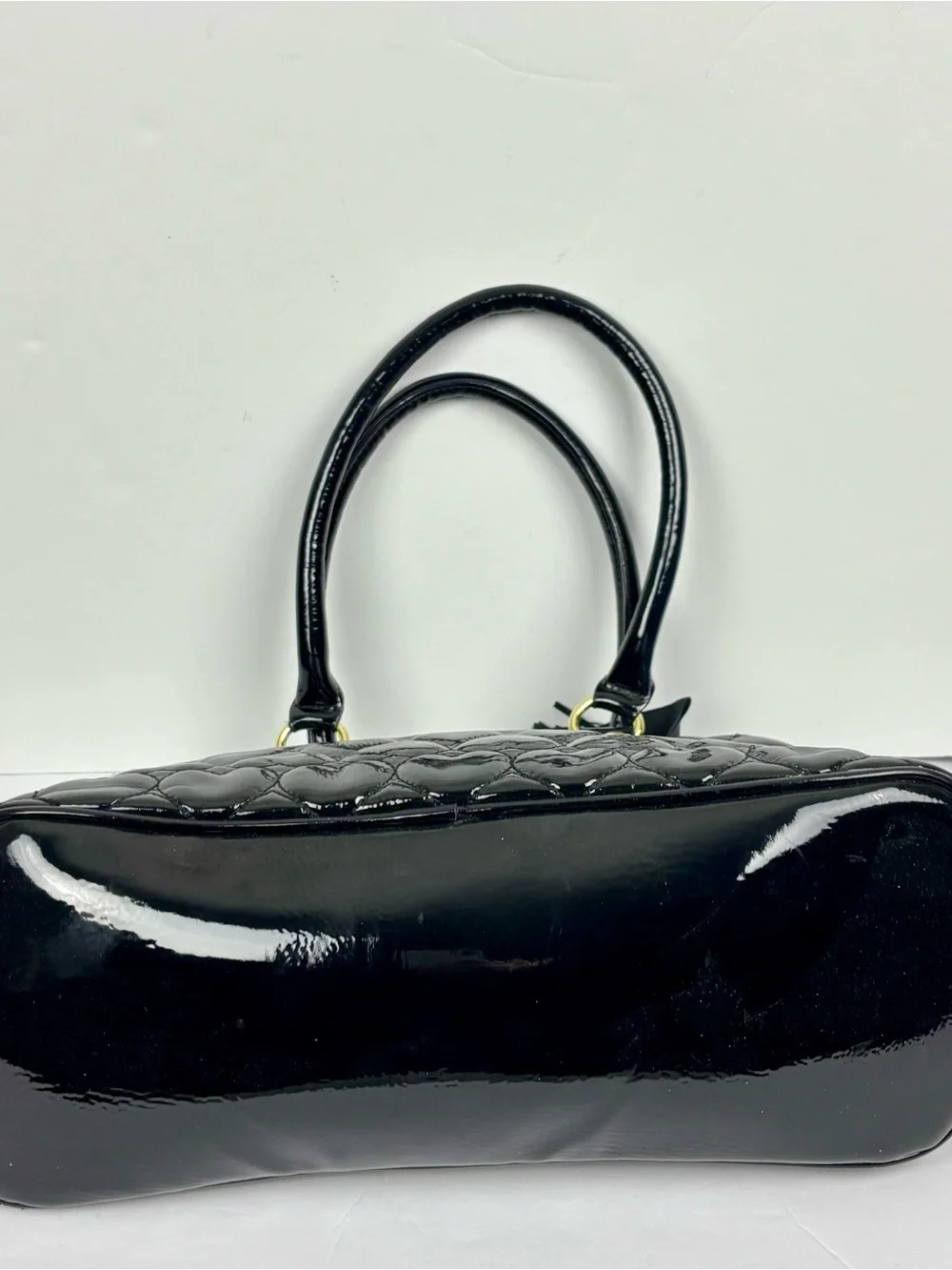 Betsey Johnson Black Quilted Heart Satchel Purse Bow Tassel Charm Glossy Patent